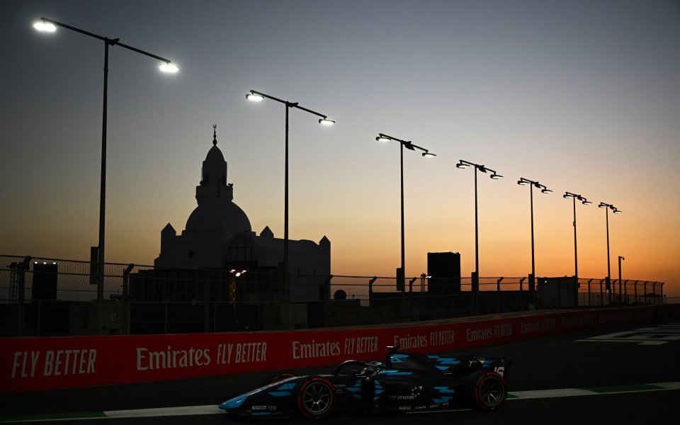 Пилоти от F1 призовават за допълнителни разговори относно бъдещето на