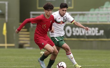 България U-17 се бори мъжки, но се пречупи срещу Португалия U-17