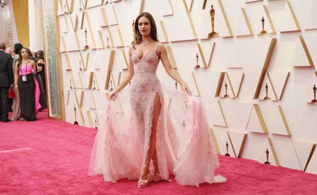  Лили Джеймс 