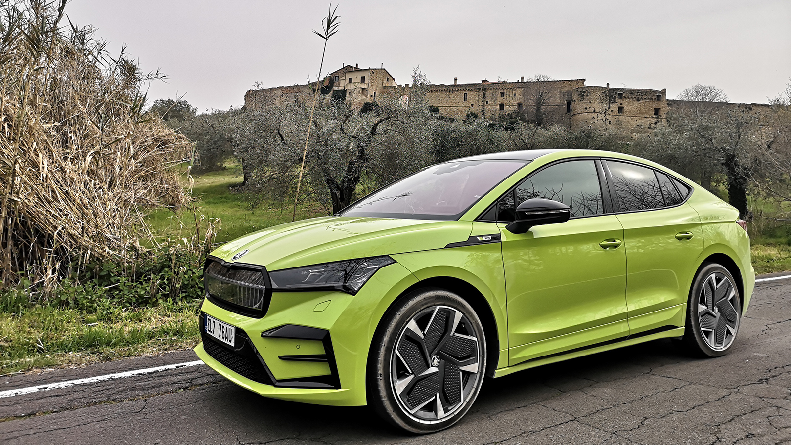 Тестваме най-атрактивната Skoda: Enyaq Coupe RS iV