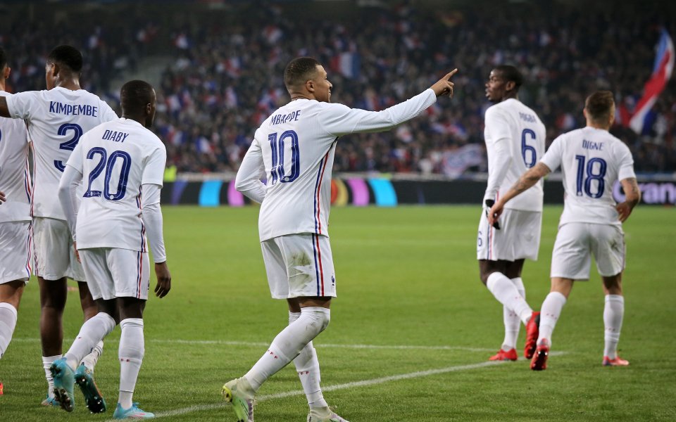 Килиан Мбапе се отличи с два гола и асистенция, а