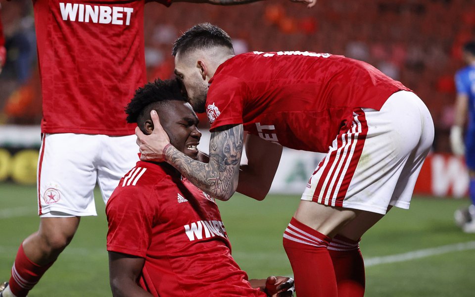 ЦСКА спечели важна битка пред ФИФА. &bdquo;Червените&ldquo; са били оправдани