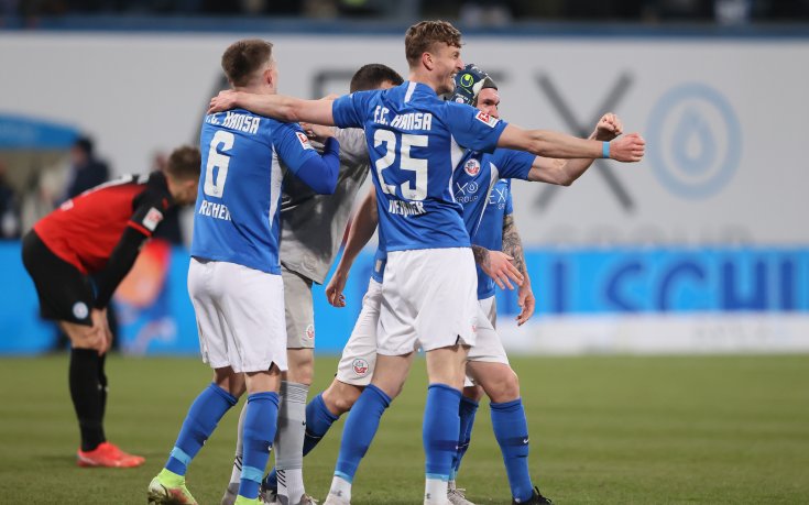 Ханза завърза сериозен възел на върха във Втора Бундеслига