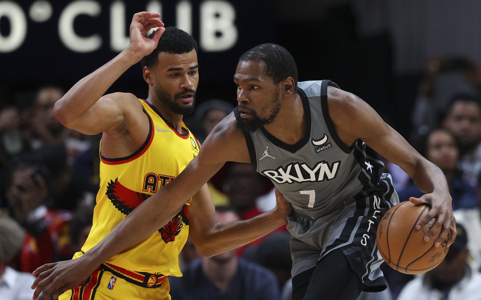 Трей Йънг вкара 36 точки, от които 9 в последната