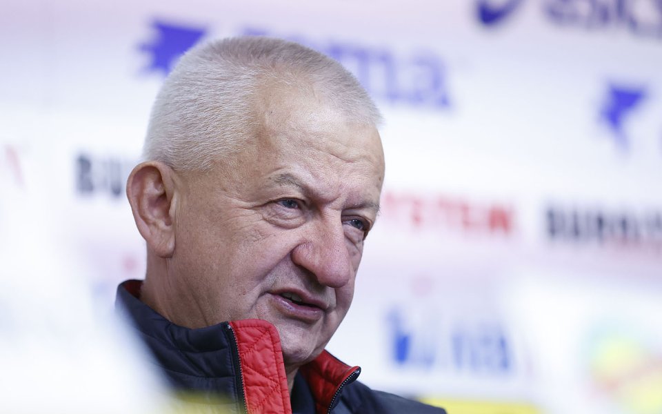 Христо Крушарски все още притежава 50 процента от акциите в