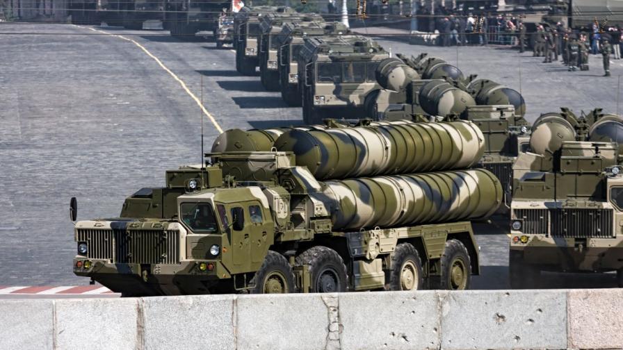 <p>Русия унищожила зенитноракетни установки С-300</p>