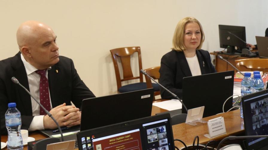 ВСС отложи дебатите за освобождаване на Гешев