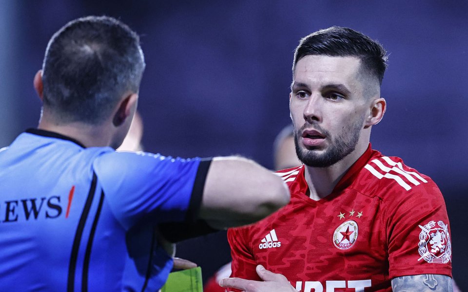 Националните състезатели на ЦСКА Жорди Кайседо, Иван Турицов, Георги Йомов