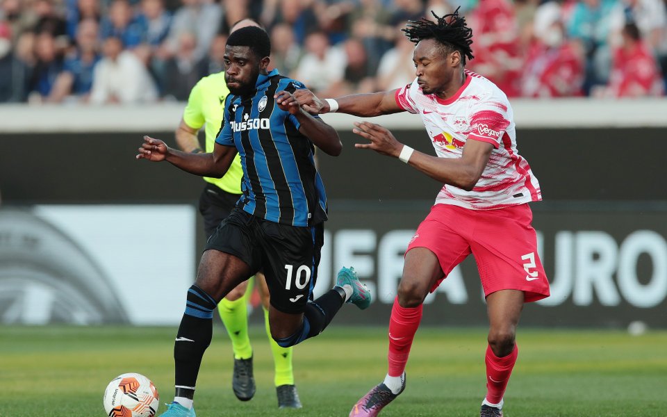 Два гола на Кристофър Нкунку (18 и 85) помогнаха на