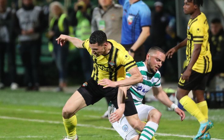 Интригуващ двубой между Ботев Пловдив и Черно море дава старт на кръга