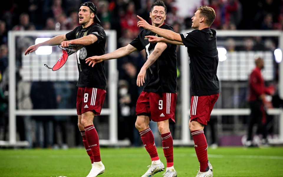 Байерн Мюнхен е близо до привличането на двама големи таланти.