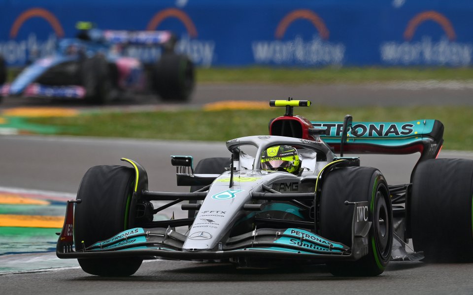 Макс Ферстапен и Люис Хамилтън, които се бориха за титлата