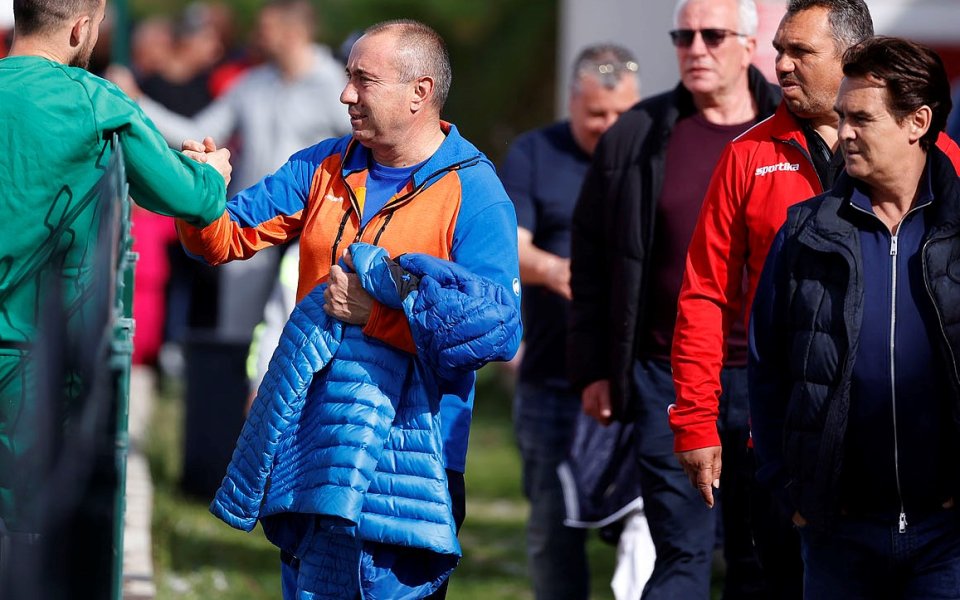 Станимир Стоилов държи да подсили Левски във всички линии. При