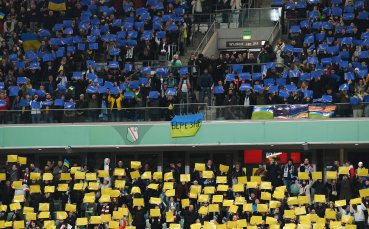 Футболният шампионат в Украйна официално бе прекратен Първенството бе спряно на 24