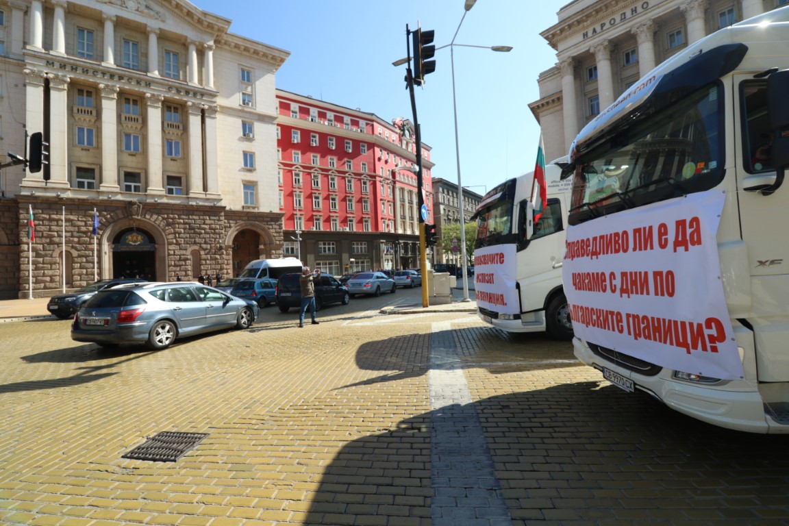 <p>Протест на превозвачите в София</p>