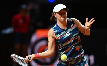 Световната номер 1 в женския тенис Ига Швьонтек бе принудена