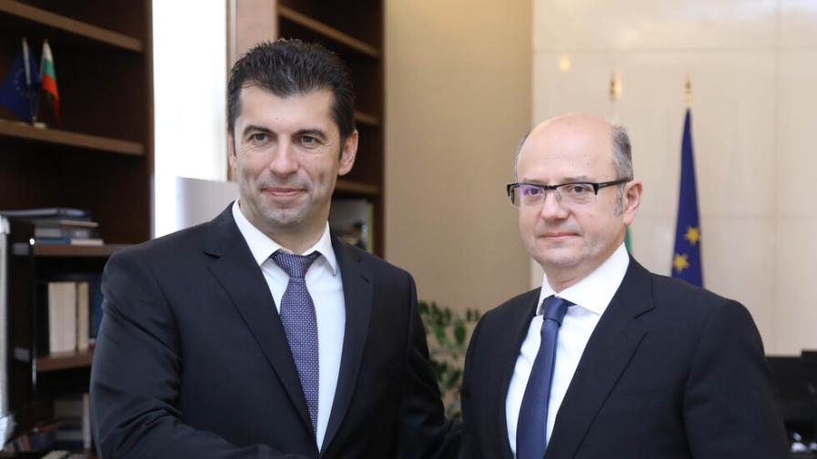 Петков и министърът на енергетиката на Азербайджан обсъдиха енергийната криза