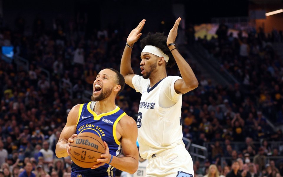 Отпадането на Финикс Сънс на полуфиналите в Западната конференция превърна