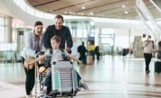 Носенето на маски в самолетите и по летищата в Европа вече не е задължително