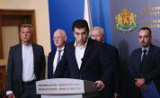 Петков обяви компенсации за бизнеса за май и юни