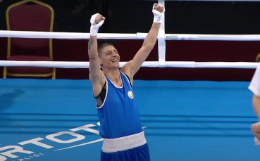 Севда Асенова с медал от световното първенство по бокс
