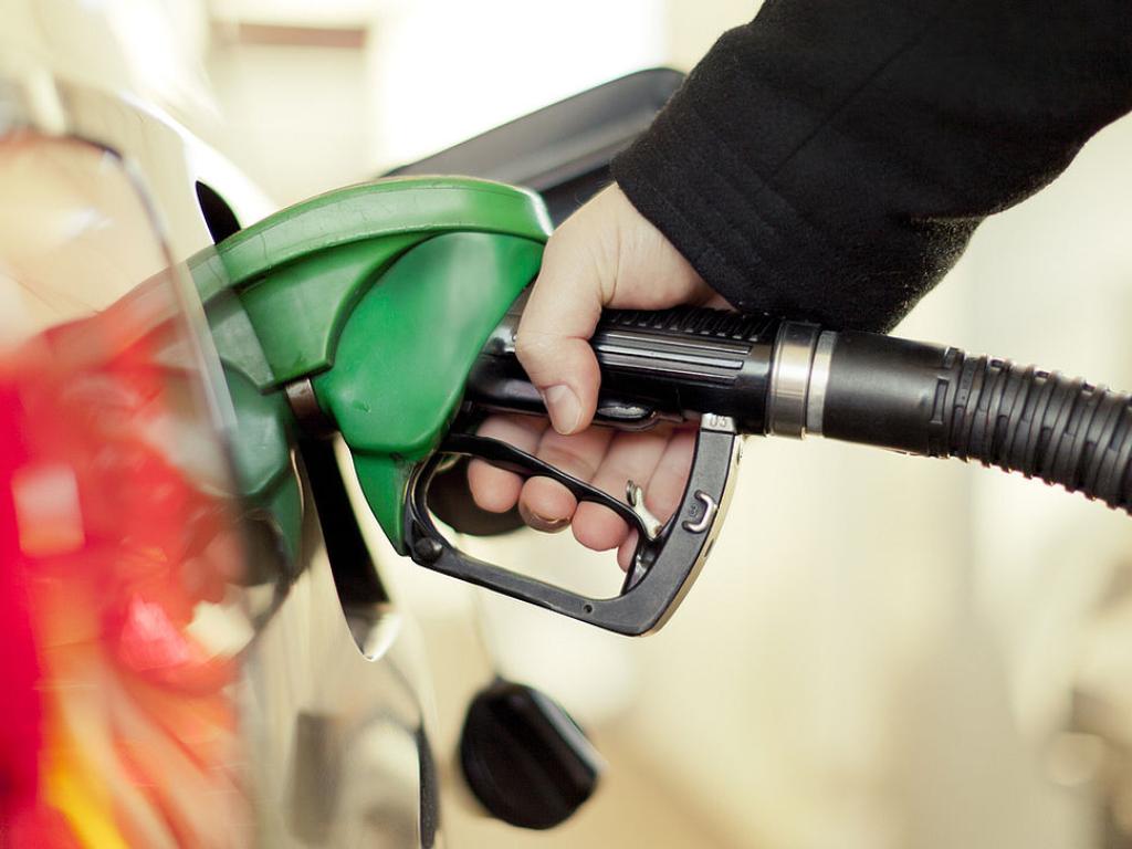 Средни цени на горивата в България за 3 октомври 2023