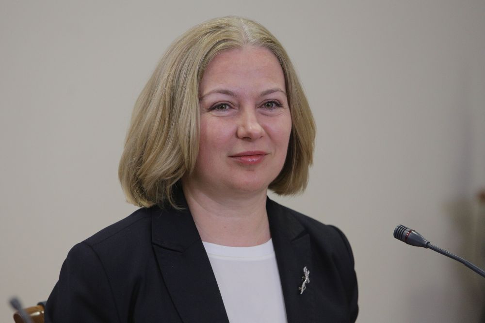 Йорданова: Представяте ли си абсурда, в който българското правителство поставя цяла България