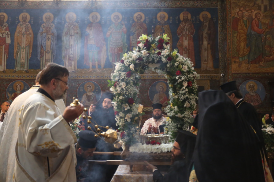 Поклонение пред мощите на равноапостолите Св. Св. Кирил и Методий в „Св. неделя“
