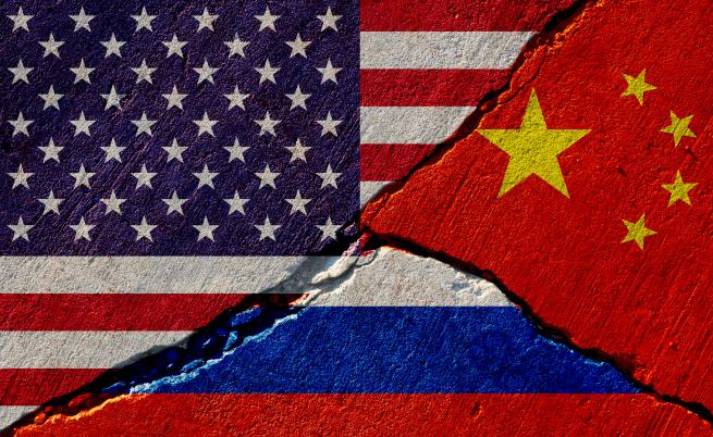ЦРУ: Китай предоставя на Русия критично важни военни технологии