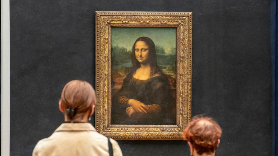Екоактивист хвърли торта по „Мона Лиза“ в  Лувъра