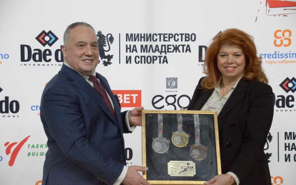 Над 1200 участници от 38 държави ще вземат участие в