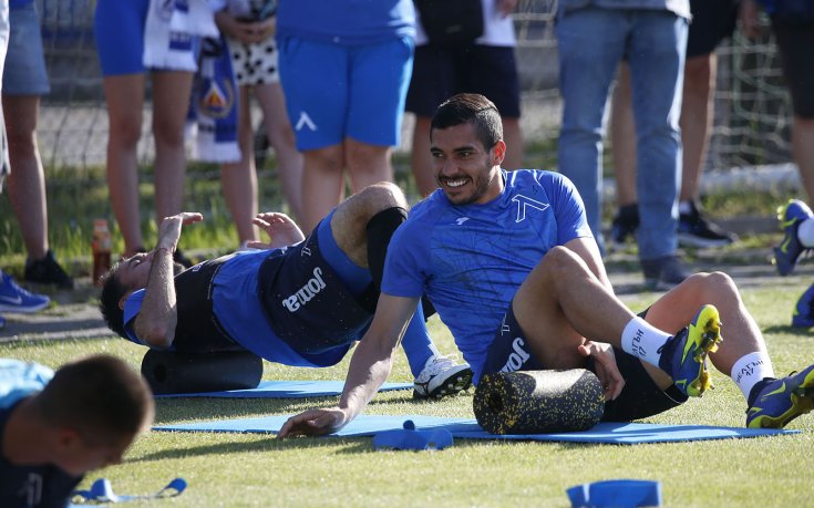 Глобиха две от звездите на Левски за екстра мазнини