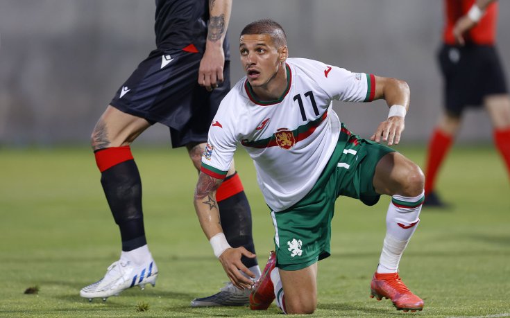 Кръстаич дебютира начело на България срещу футболно джудже