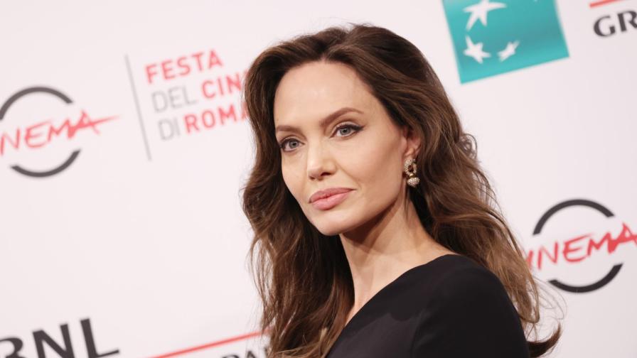 Анджелина Джоли: Обвиненията на Брад Пит са лъжа