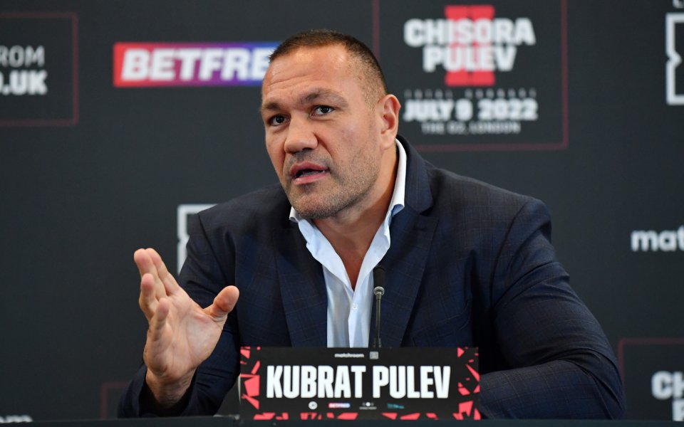 Кубрат Пулев и Дерек Чисора се изправиха един срещу друг