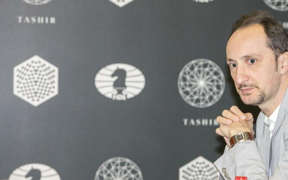 Веселин Топалов завърши реми със световния шампион Магнус Карлсен