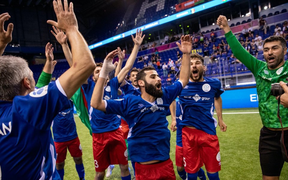 Азербайджан хвърли бомбата на Европейското първенство по минифутбол. На финала