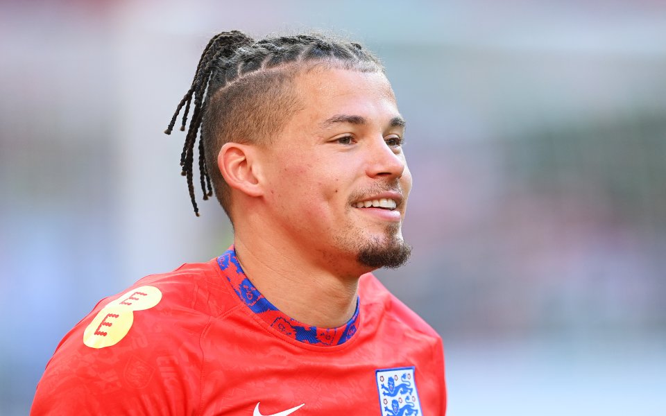 Манчестър Сити се интересува от привличането на халфа на Лийдс