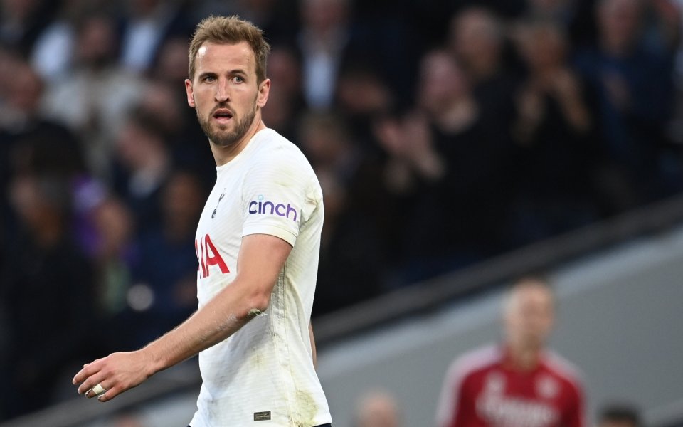 В отбора на Тотнъм ще започнат преговори със звездата си