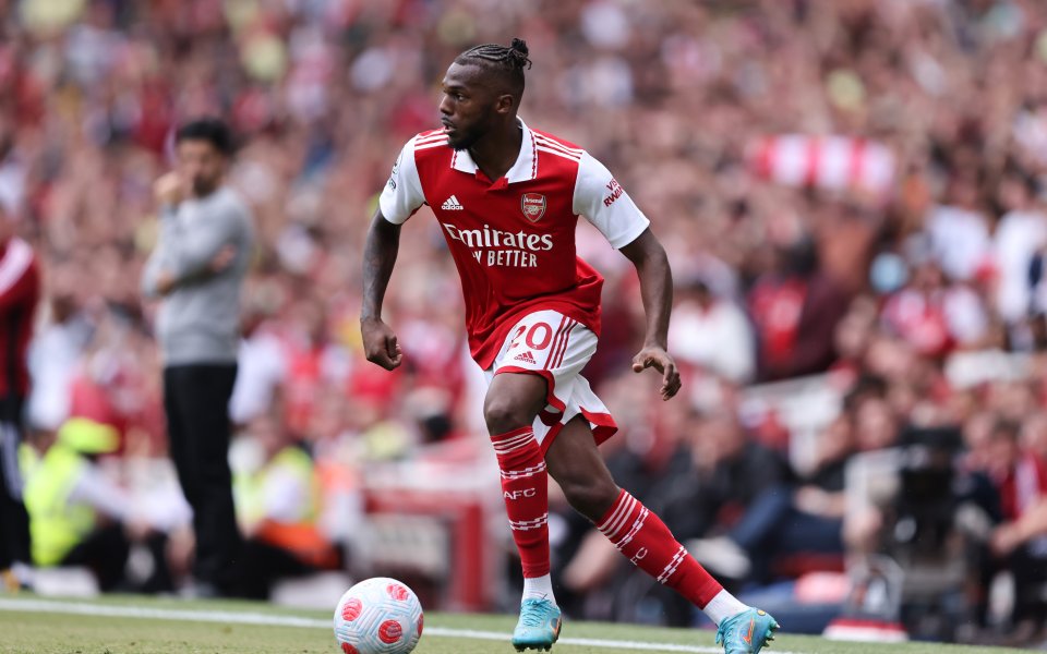 Отборът на Олимпик Марсилия е направил предложение да привлече защитника