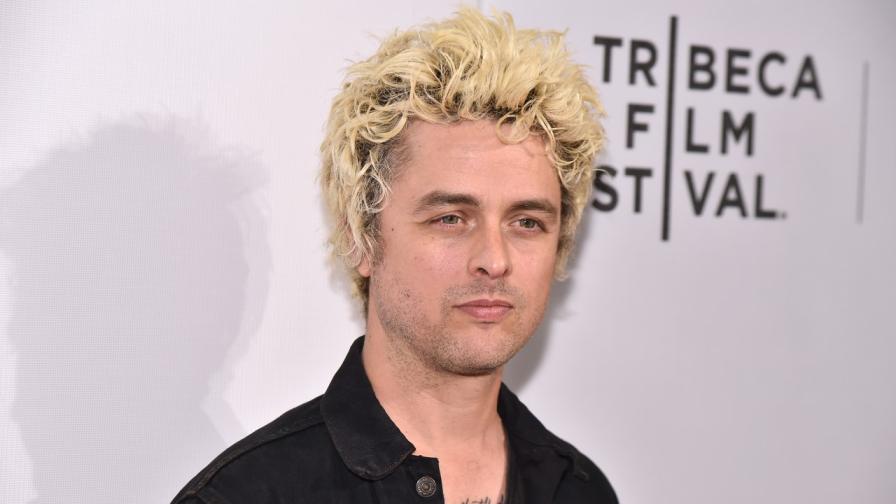 <p>Защо фронтменът на &quot;Green Day&quot; се отказва от американското си гражданството?</p>