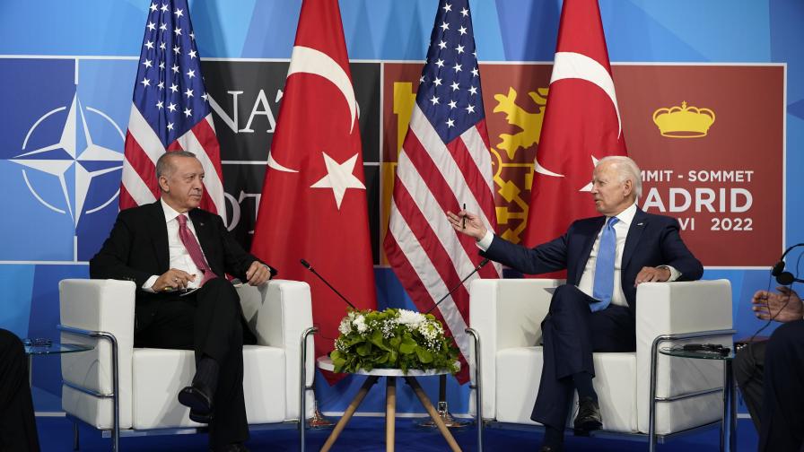 Провалът на НАТО и триумфът на Ердоган