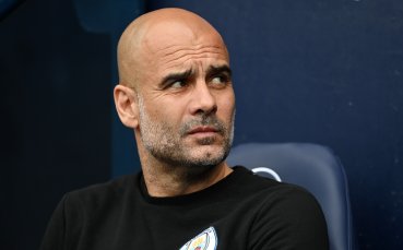 Испанският мениджър на Манчестър Сити Хосеп Гуардиола допълни треньорския си