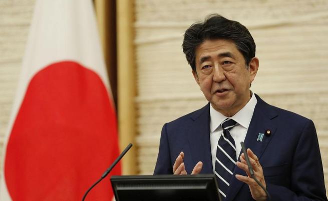 Простреляха бившия премиер на Япония Шиндзо Абе по време на предизборна реч