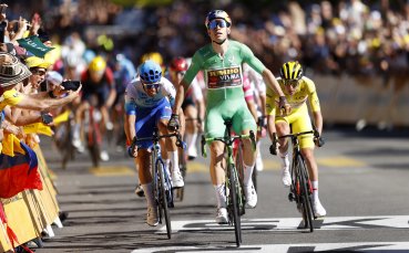 Нова етапна победа постигна белгиецът Вут ван Аерт и увеличи