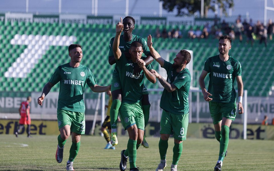 Отборите на Ботев Пловдив и Ботев Враца играят при резултат