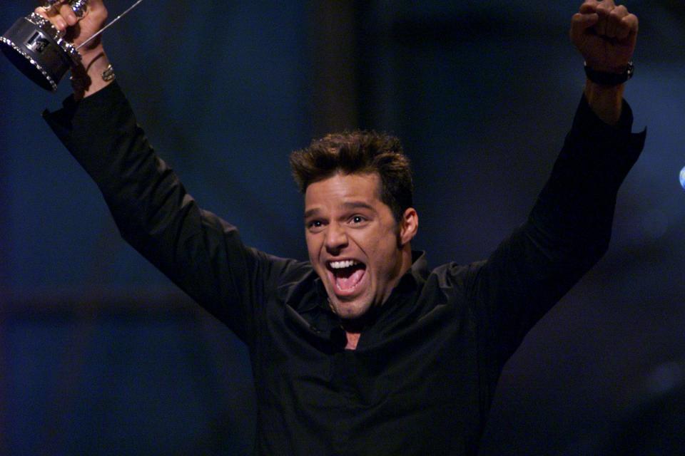  Рики Мартин 