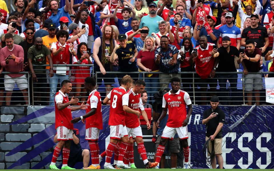 Отборт на Арсенал победи Евертън с 2:0 в приятелски мач,