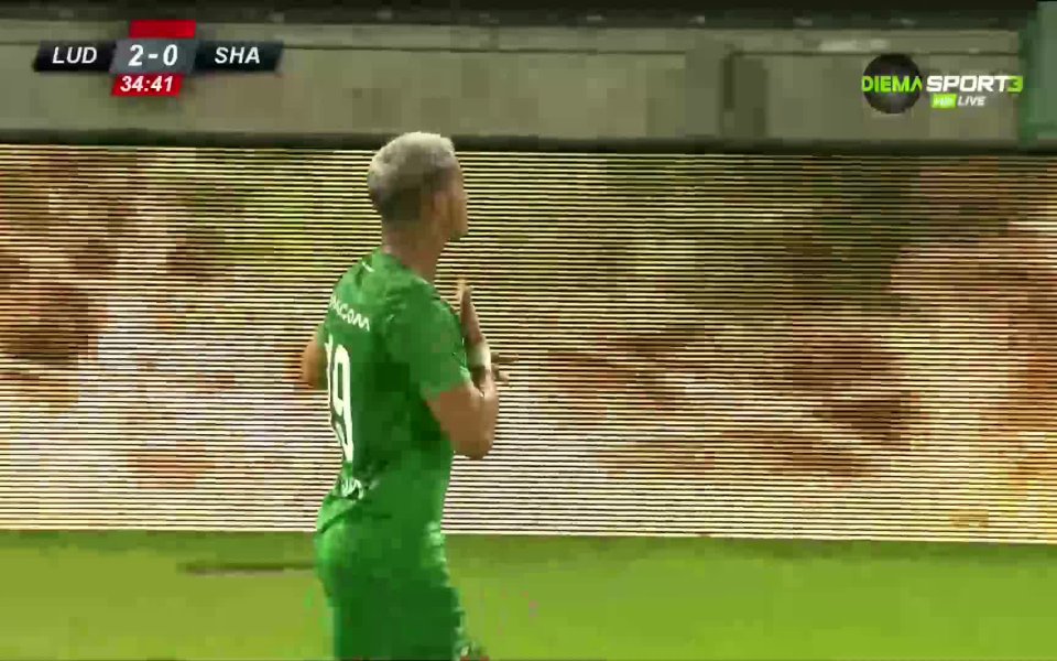 Десет преди края на първата част "орлите" удвоиха своя актив