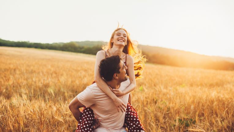  Съвет към дамите съгласно зодията на мъжа до тях 